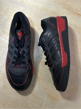 Adidas Star Wars x Rivalry Low 'Lightsaber' FV8036 Darth Vader Black Red Men 8.5